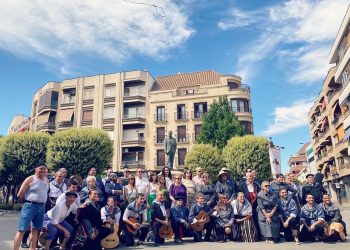 Farmacia Penadés y Jesús Andújar, Vendimiadores del Año 2022 de la IX Fiesta de la Vendimia Tradicional