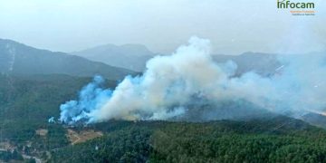 Un incendio en Riópar de nivel 2 obligar a desalojar cortijos, urbanizaciones y una pedanía