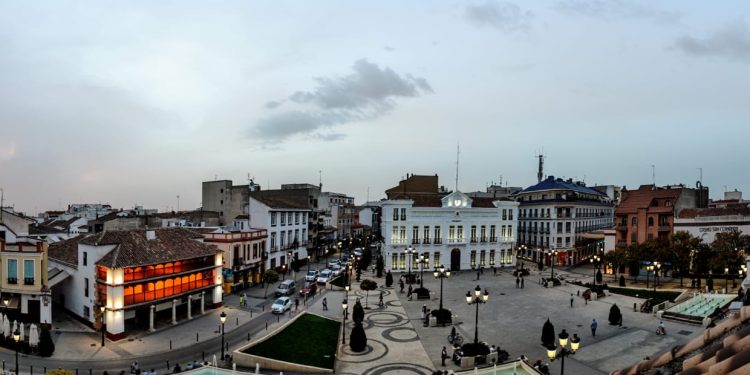 Comienza el fin de semana con sol, temperaturas de 10 a 25 grados y posibles nieblas este viernes en Tomelloso