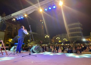 El concierto de Chemi El Choileja, el taller de galletas y la cata de melón hacen brillar este viernes Degusta Tomelloso