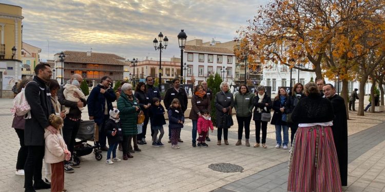 Las visitas teatralizadas y la música de Syrah Jazz engrandecen el último fin de semana de «Descorcha Tomelloso»