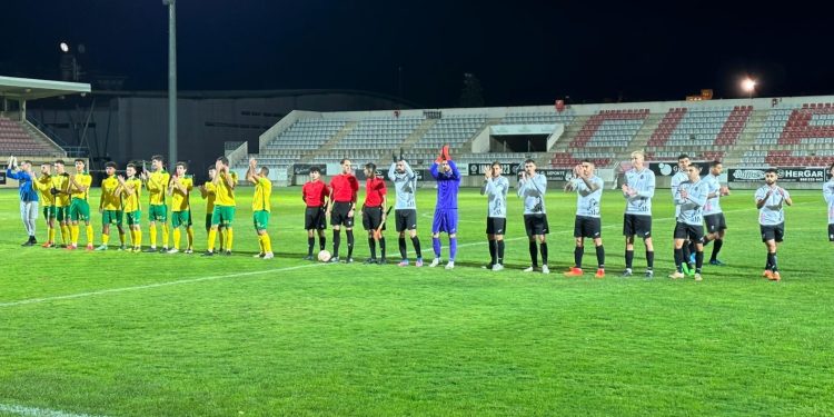 Empate que sabe a victoria para el Atlético Tomelloso en el complicado campo del Conquense
