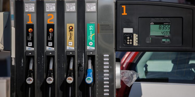 Alertan del posible desabastecimiento de las gasolineras de Castilla-La Mancha en los últimos días del año