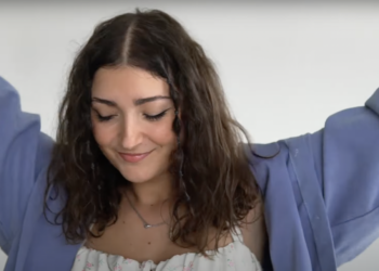 Escucha «Me da igual», la primera canción de la tomellosera Mer Rodríguez