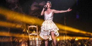 La castellano-manchega Karmento queda sexta en el «Benidorm Fest», que gana Blanca Paloma e irá a Eurovisión
