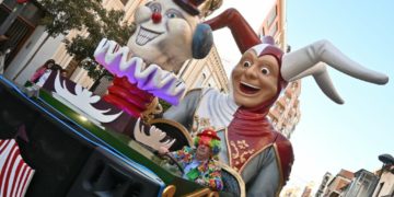 Continúa grave tras ser operado el participante que sufrió un infarto en el desfile de carnaval de Valdepeñas