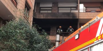 Siete heridos tras el incendio de un bloque de viviendas de Alcázar de San Juan