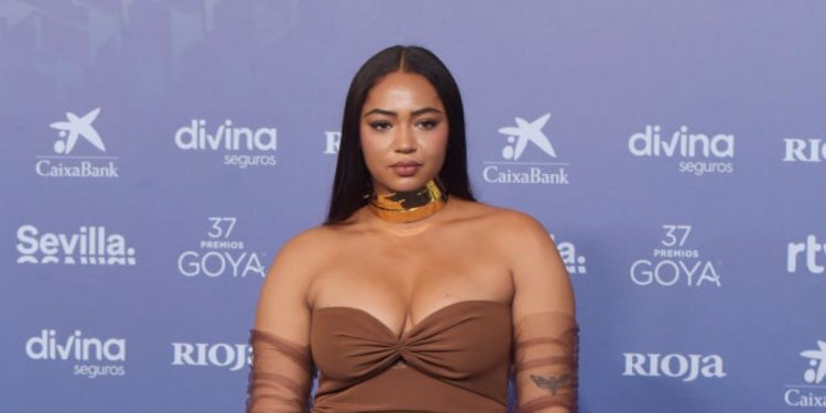 El modisto castellano-manchego que ha diseñado el vestido de Berta Vázquez, víctima de «gordofobia» en los Goya