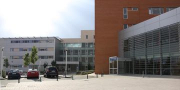 Rescatan a un joven de 21 años tras precipitarse a un pozo de 20 metros de profundidad en Herencia