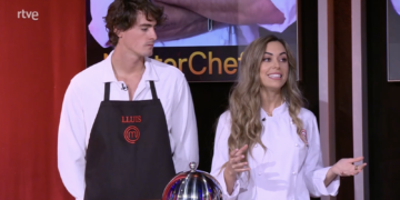 El video de la visita de María Morales a «MasterChef 11» para promocionar su restaurante y Tomelloso