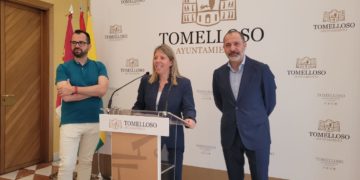 La Húngara actuará este verano en la Plaza de Toros de Tomelloso, además de Gabinete Caligari, La Unión y musicales