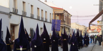 La nueva procesión de «La Presentación» con Jesús de Medinaceli llega al corazón de Tomelloso al inicio del Viernes Santo