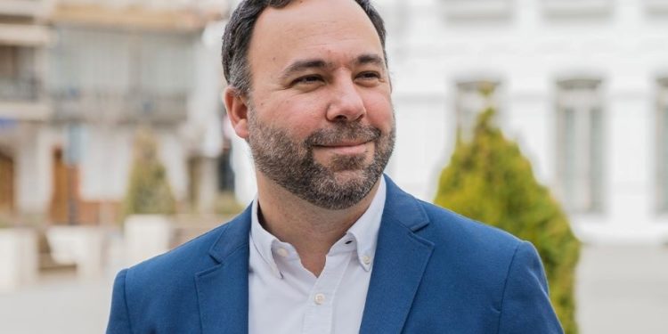 Lola Merino acompañará a Javier Navarro en la presentación de su candidatura a la alcaldía este 22 de abril