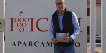 Antonio Calvo: «Implantaremos el ciclo de grado superior de técnico de viticultura en el IVICAM de Tomelloso»