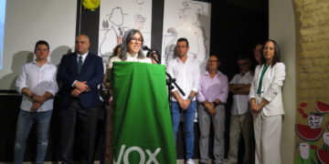 VOX presenta su candidatura, encabezada por Elena Villahermosa, para conseguir la alcaldía de Tomelloso