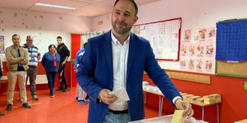 Javier Navarro (PP): «La mejor manera de implicarnos en la toma de decisiones es participando en estos procesos electorales»