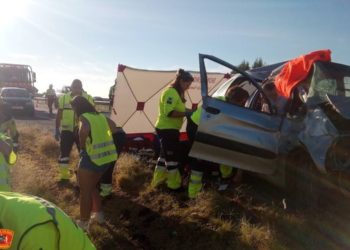 Tres personas resultan heridas tras salirse de la vía el vehículo en el que circulaban por la autovía A-5 en la provincia de Toledo