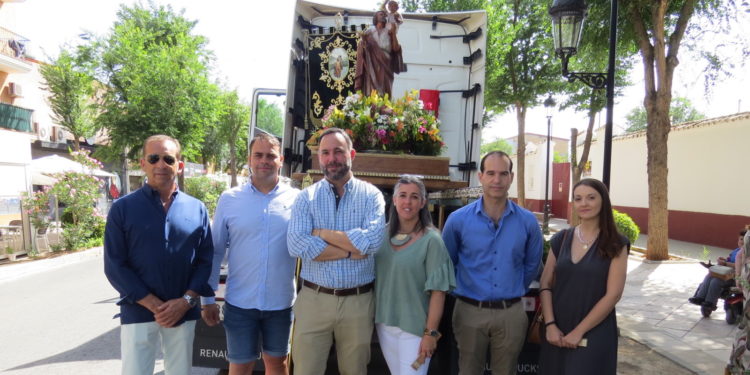 Los cláxones de los camiones vuelven a resonar por las calles de Tomelloso para honrar a su patrón, San Cristóbal