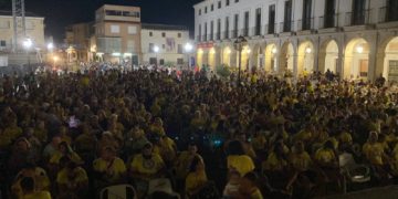 Así vivió Yepes su victoria de anoche en el nuevo «Grand Prix» de TVE, con una Plaza Mayor a reventar de público