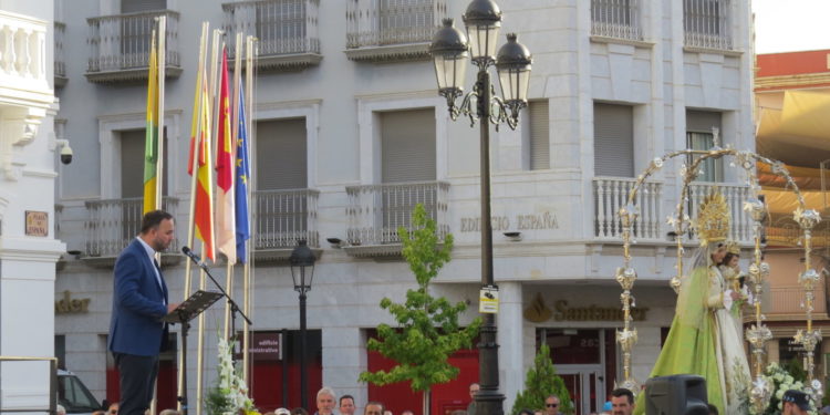 Javier Navarro reivindica en el Voto a la Patrona «la vid de la vida donde se cuida, se alimenta el alma y se fortalece el espíritu»