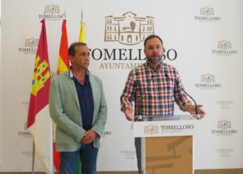 Javier Navarro denuncia la «política de gastos desmesurados con ingresos reducidos» del anterior equipo de gobierno de Inmaculada Jiménez