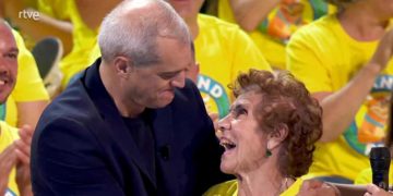 Se hace viral el momento de Ramón García emocionándose con Josefa, una señora de 93 años natural de Yepes en el «Grand Prix»
