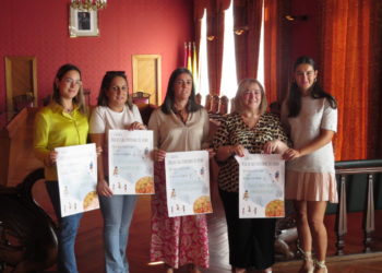 Juegos tradicionales y migas, actividades de Fundación CERES en el Paseo de las Moreras por el Día de las Personas de Edad