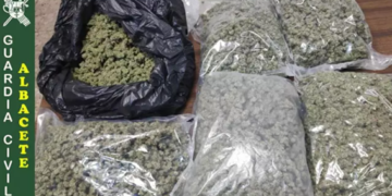 Detenidos en Villarrobledo tres vecinos de Córdoba que viajaban con seis kilos de marihuana en un coche.