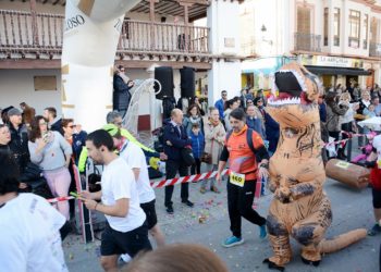 El Ayuntamiento de Tomelloso y «Pieles Run» aseguran la celebración de una nueva edición de la San Silvestre tomellosera