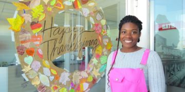 Danielle Simms, estadounidense en Tomelloso, nos cocina por el Día de Acción de Gracias: «Me encanta la vida social de aquí»