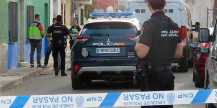 Detenidas dos personas en Manzanares acusadas de explotar sexualmente a tres mujeres en condiciones insalubres
