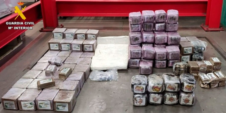 La Guardia Civil intercepta 53 kilos de hachís en un control a la altura de Valdepeñas