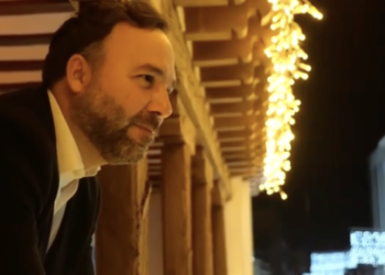 Éste es el vídeo del alcalde de Tomelloso, Javier Navarro, deseando a todos los tomelloseros una Feliz Navidad