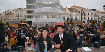 Tomelloso vive las doce campanadas de manera anticipada con una exitosa Nochevieja infantil en la Plaza de España 2023