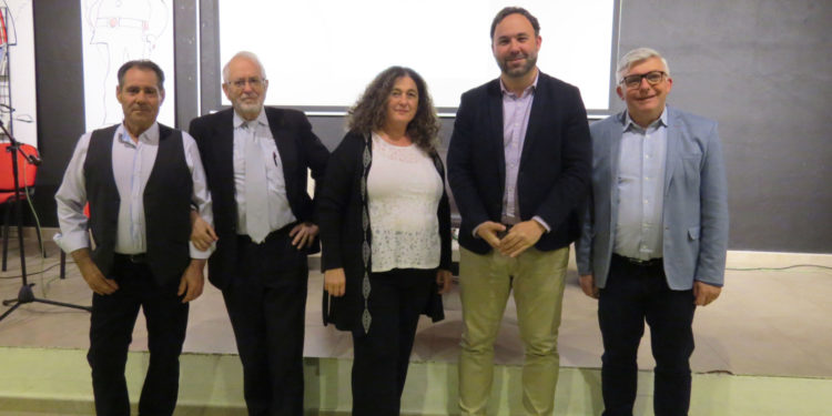 Ángel Arribas presenta «El Quijote 4.0», una novela que conecta Tomelloso, Japón y Castilla-La Mancha para resolver un misterioso caso