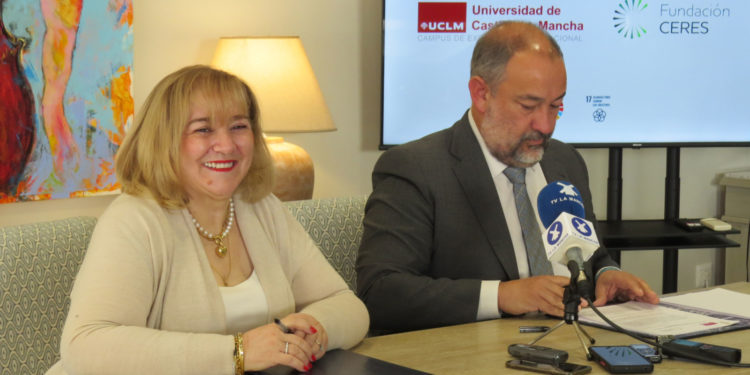 Fundación Ceres y la Universidad de Castilla-La Mancha firman un convenio para la formación de los alumnos universitarios