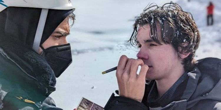 El argamasillero Jesús García competirá por el Oscar a Mejor Maquillaje y Peluquería como parte de la película «La sociedad de la nieve»