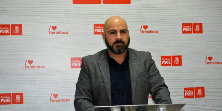 Francisco José Barato: «Javier Navarro sigue demostrando que no sabe gobernar sin mentir y sin trampear la realidad»