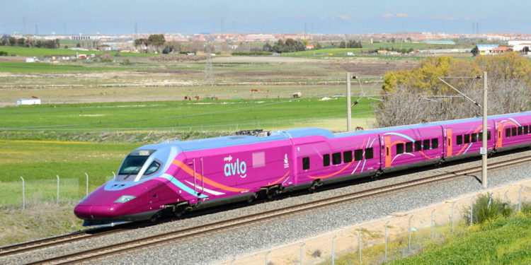 La Plataforma por el Tren pone de manifiesto la “situación deficitaria” en materia de movilidad sostenible en Castilla-La Mancha