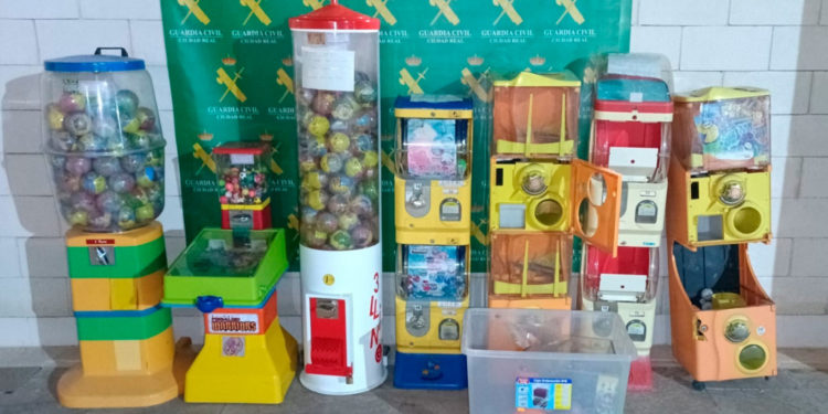 Detenida una persona por el robo de 16.800 euros de máquinas expendedoras en Tomelloso, Argamasilla de Alba y Cinco Casas