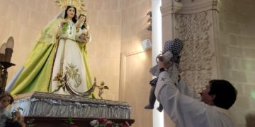 Celebrada una multitudinaria presentación de niños de Tomelloso a la Virgen de las Viñas en el Santuario de Pinilla