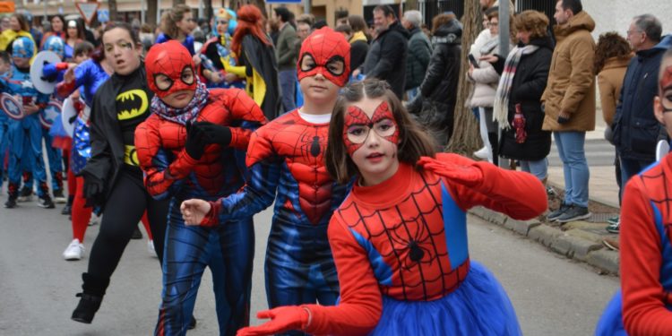 Grand Prix, Mario Bross, 101 dálmatas, griegos o mimos: El multitudinario Desfile Escolar del carnaval de Tomelloso