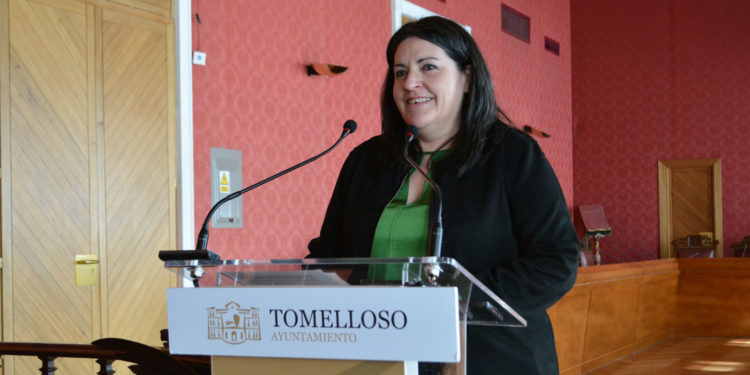 Tomelloso presenta su programación teatral para primavera con la Muestra de Teatro Local, un concierto de José Almarcha y el humor de Yllana