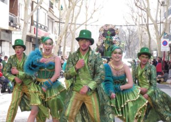 «Los Imprevistos» de Argamasilla de Alba, segundo premio en el Domingo de Piñata de Ciudad Real con su temática «Mundo mágico de Oz»
