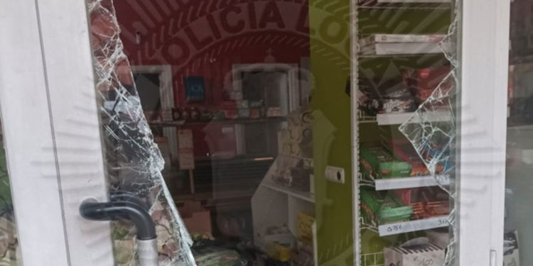 Encuentran escondido en una cámara frigorífica a un hombre que intentaba robar en un local en Guadalajara