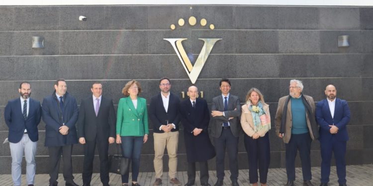 El gobierno regional cede a Tomelloso siete hectáreas que permitirán la ampliación de la Cooperativa Virgen de las Viñas