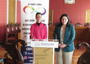 La Asociación TeAcompaño explica la señalización e importancia de los tramos silenciosos para personas con autismo en la Semana Santa de Tomelloso