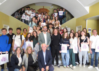 El Ayuntamiento de Tomelloso recibe a los alumnos de Niort en la 45 edición del intercambio con la localidad francesa