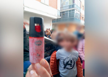 Pánico a la salida del colegio Miguel de Cervantes de Tomelloso por el reventón de un spray de defensa personal