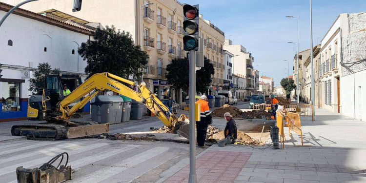 Se reanudan las obras de la calle Francisco García Pavón cuya finalización está prevista para el próximo mes de junio